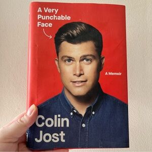 📚 4/25$ 📚 A Very Punchable Face: A Memoir by Colin Jost